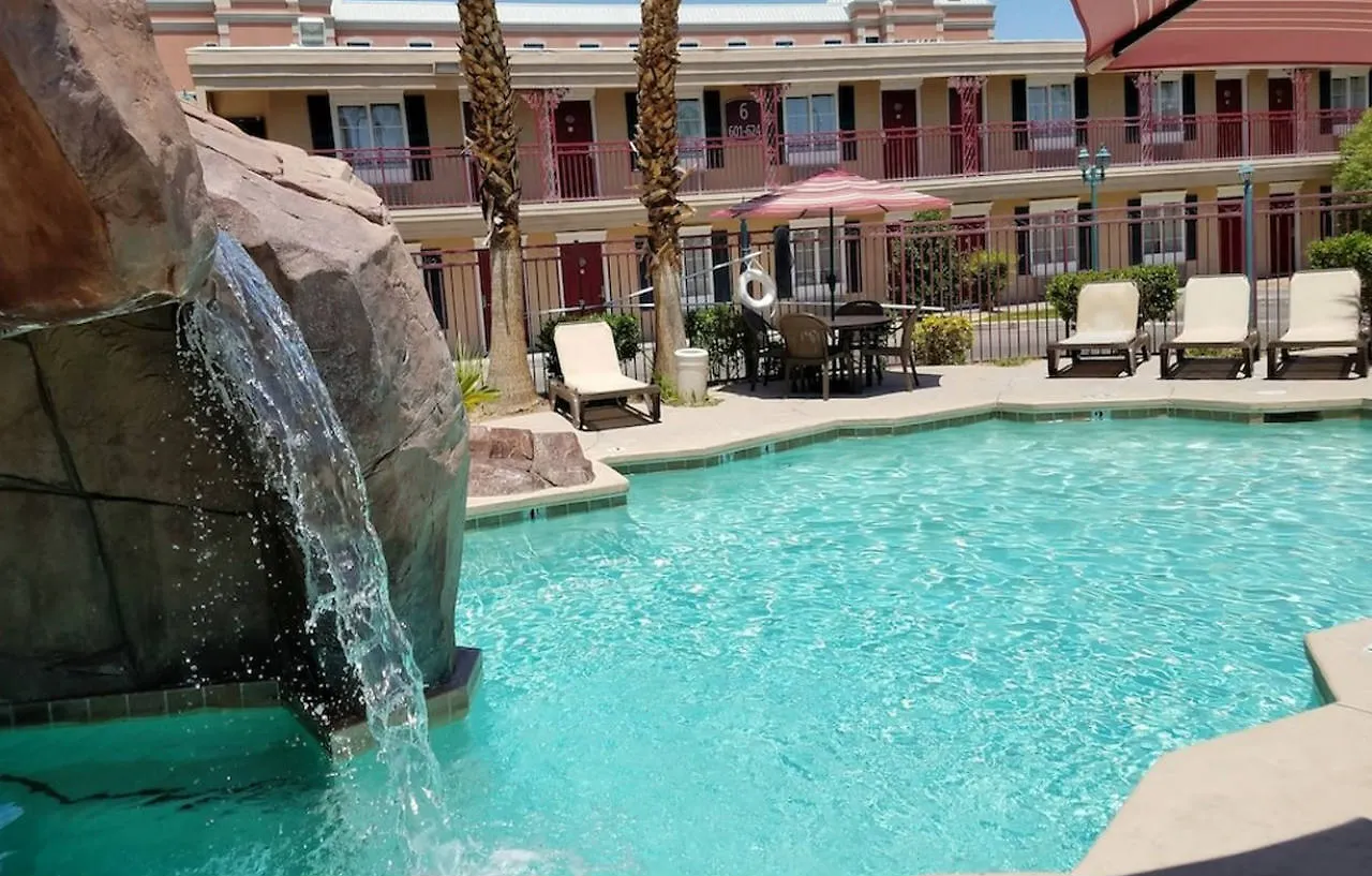 Red Roof Inn Las Vegas 2*,