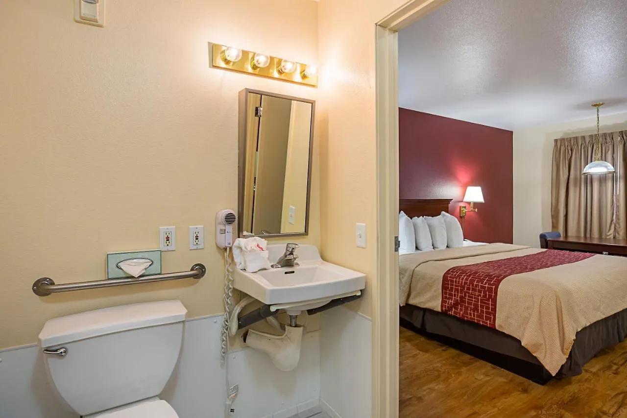 Red Roof Inn Las Vegas Hotel