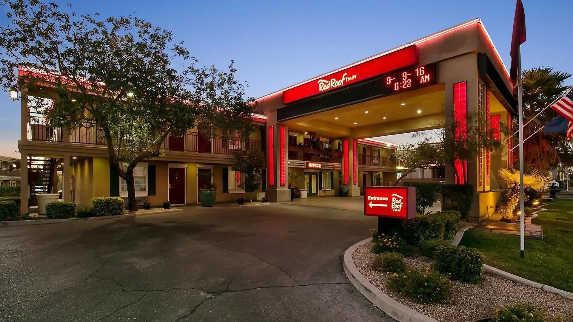 Red Roof Inn Las Vegas 2*,